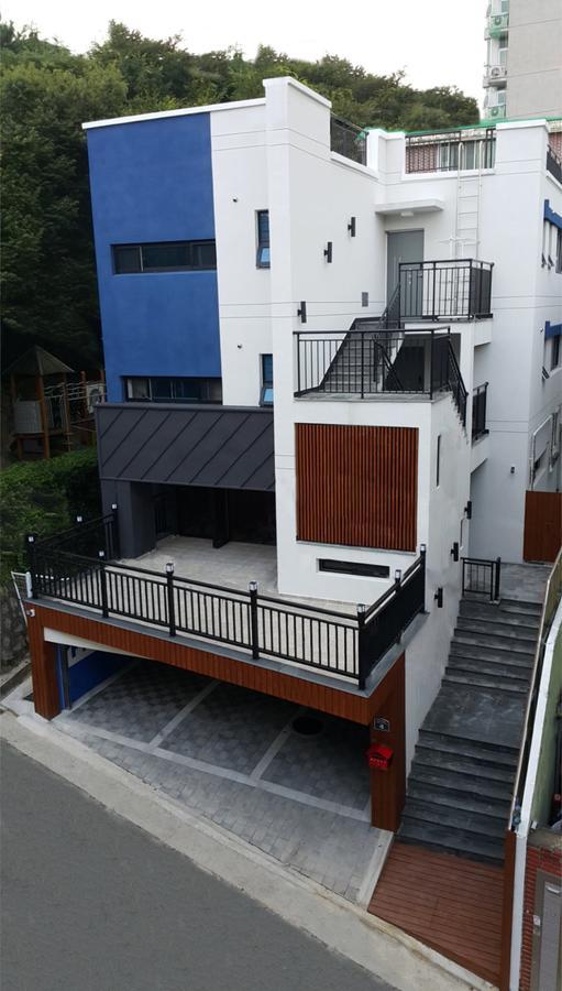 Lia House Hostel Busan Exterior photo